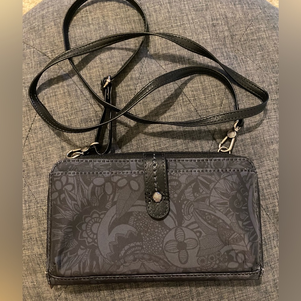 Sakroots crossbody wallet
